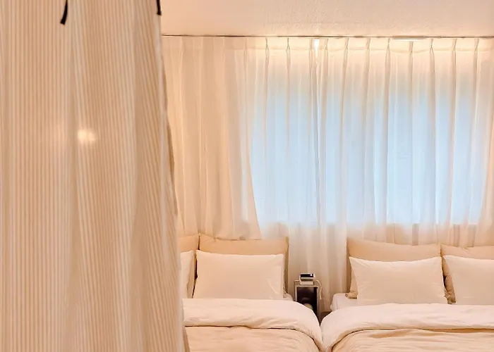 Seocho, Gyodae, About A 6-minute Walk From Nambu Bus Terminal Station * Seul