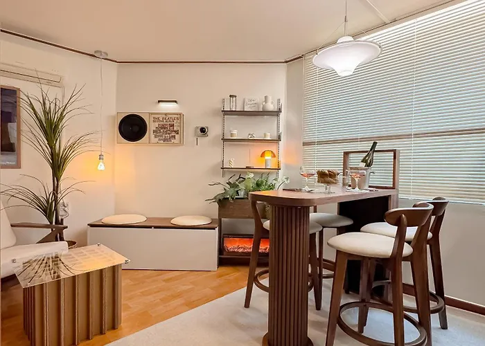Seocho, Gyodae, About A 6-minute Walk From Nambu Bus Terminal Station Apartamento