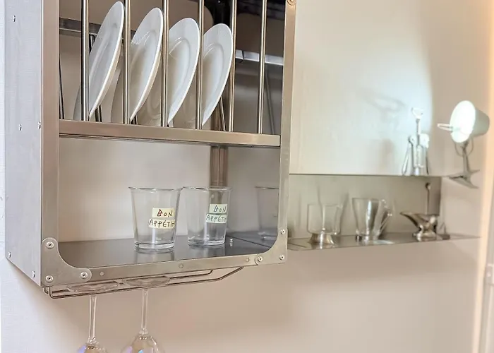 Apartamento Seocho, Gyodae, About A 6-minute Walk From Nambu Bus Terminal Station *